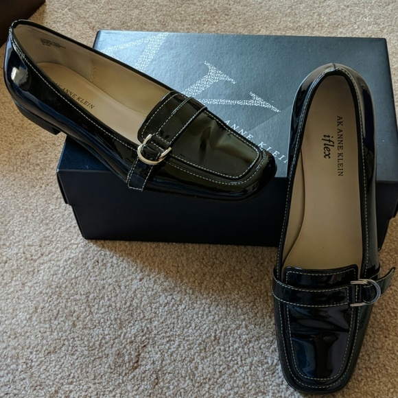 anne klein black patent loafers